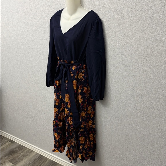 Size 12-BloomChic V-Neck Balloon Sleeve Floral Print Tied Waist Maxi Dress - Picture 5 of 5